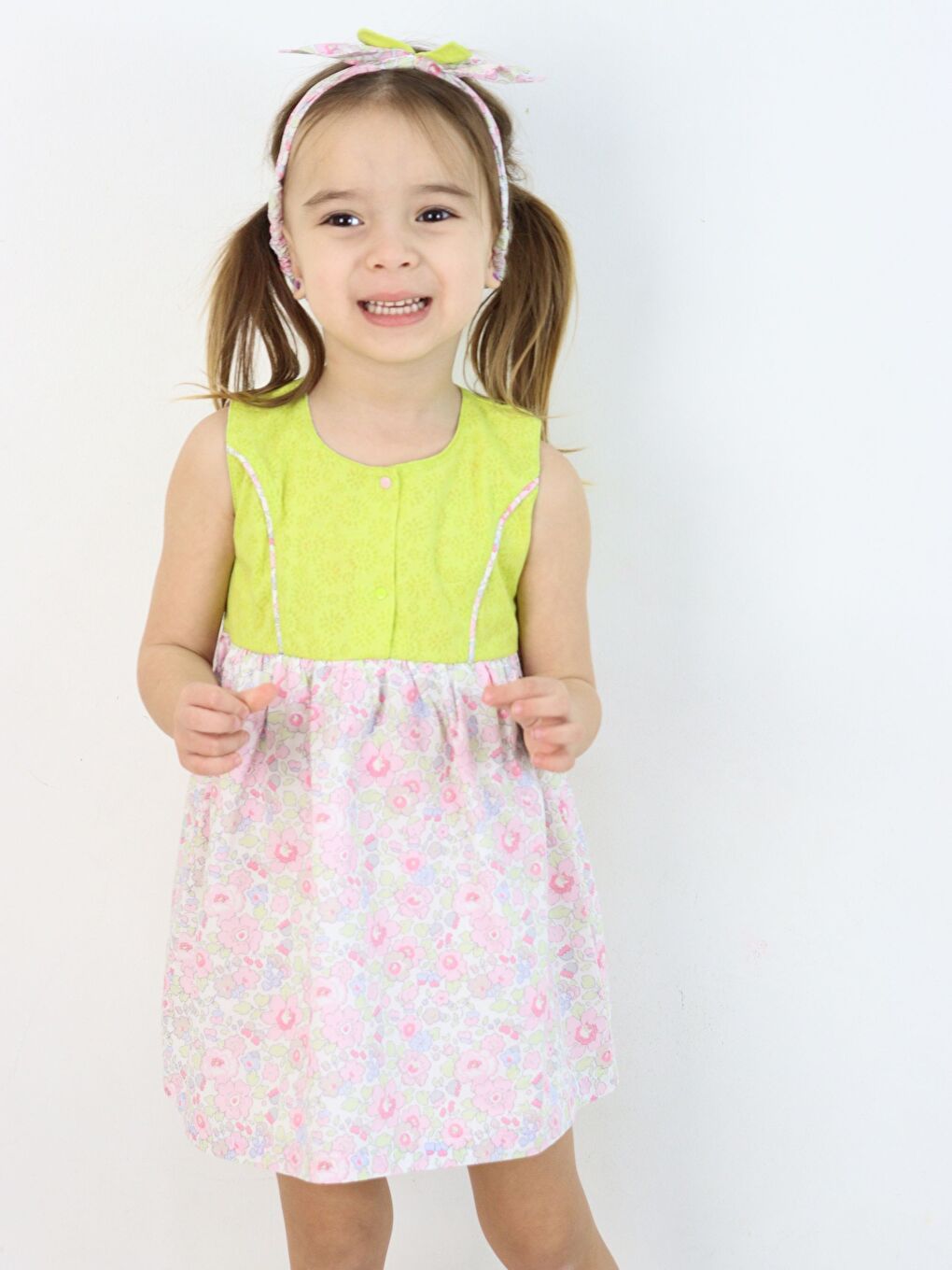 Yeşil Bisiklet Yaka Kolsuz Kız Bebek Elbise ve Saç Bandı-1