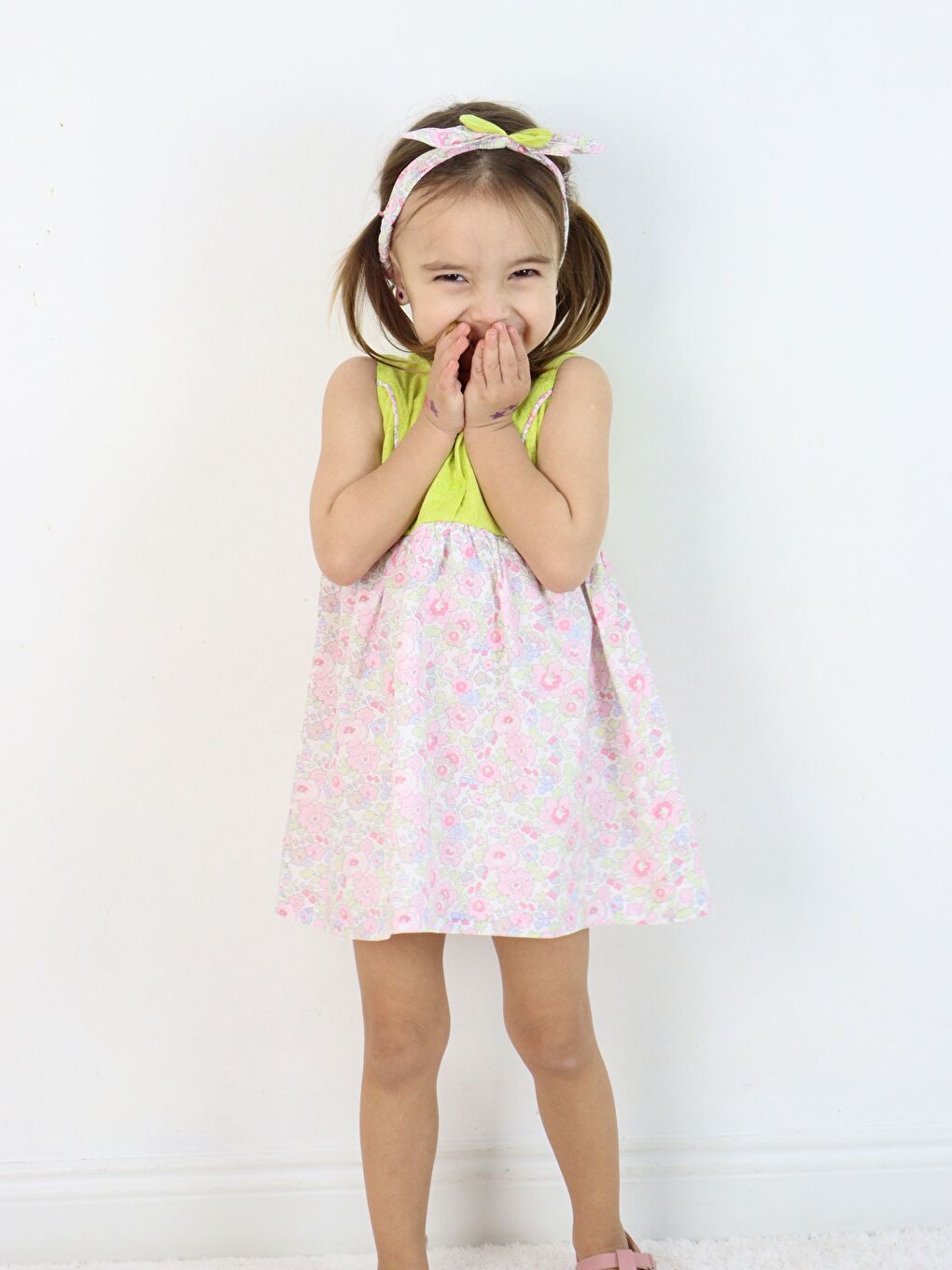 Yeşil Bisiklet Yaka Kolsuz Kız Bebek Elbise ve Saç Bandı-6