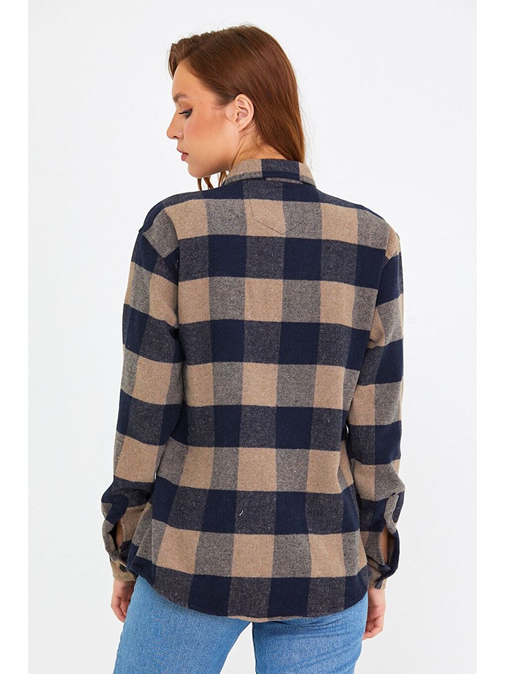 Kahverengi Kadın Slim Fit Düğmeli Yaka Çift Cepli Oduncu Ekose Gömlek-3