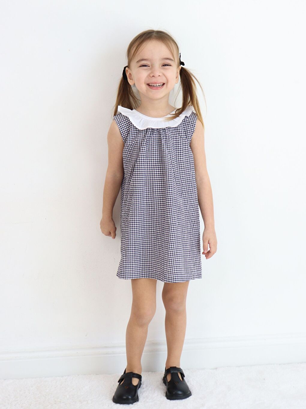 Beyaz Bisiklet Yaka Kolsuz Kız Bebek Elbise-9