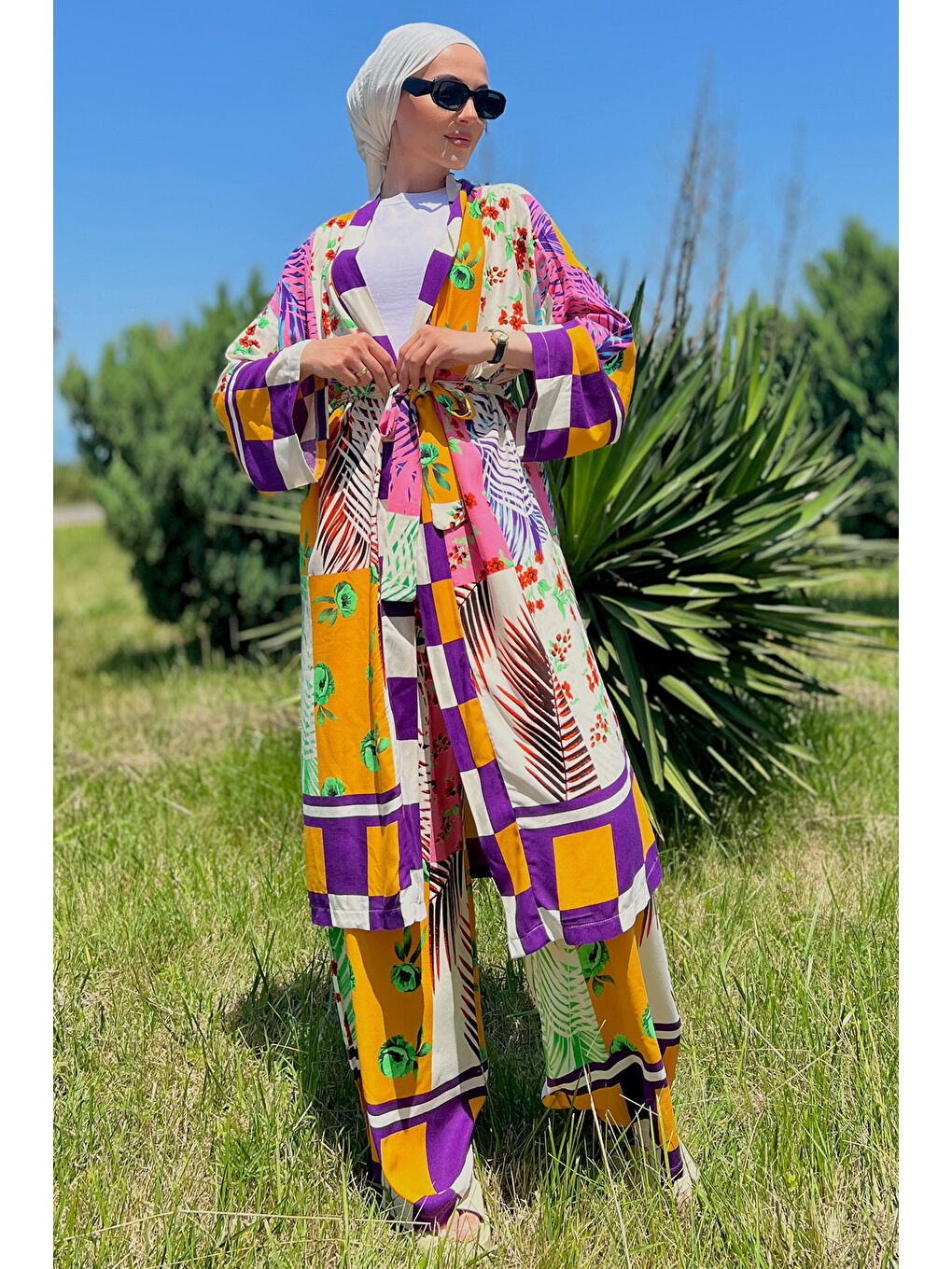 Julude Karışık Çiçek Desen Kimono Pantolon İkili Tesettür Takım