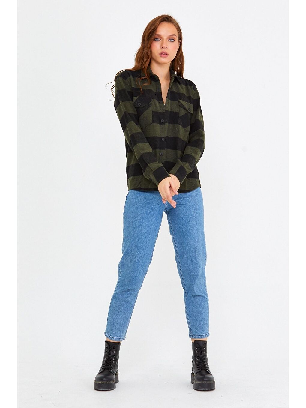 Tarz Cool Haki Kadın Slim Fit Düğmeli Yaka Çift Cepli Oduncu Ekose Gömlek - 1