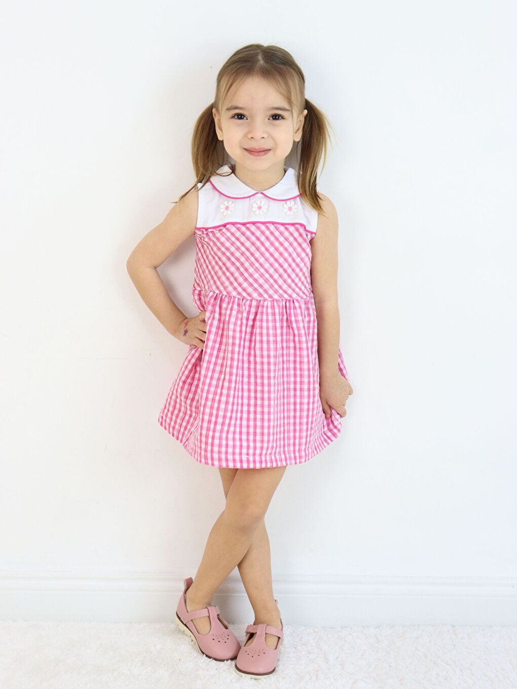 Pembe Bebe Yaka Kolsuz Kız Bebek Elbise