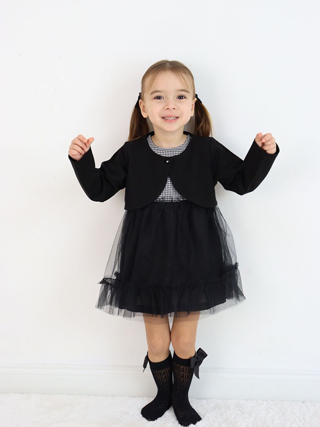 Siyah Bisiklet Yaka Kısa Kollu Kız Bebek Tüllü Elbise ve Uzun Kollu Bolero 2'li Takım-7