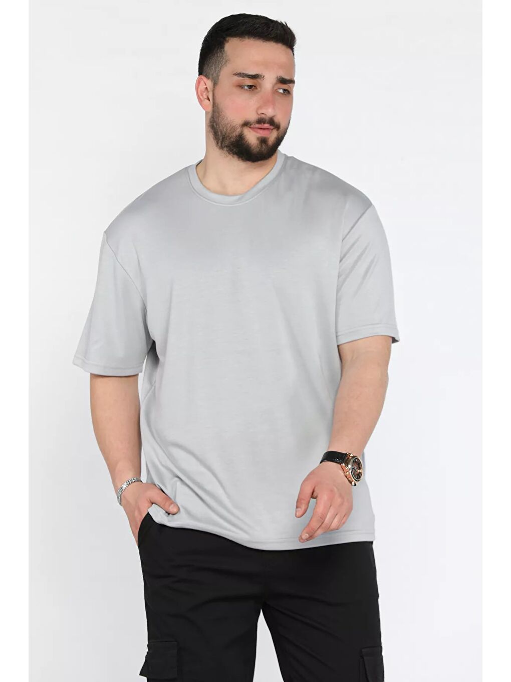 Gri Erkek Bisiklet Yaka Tişört