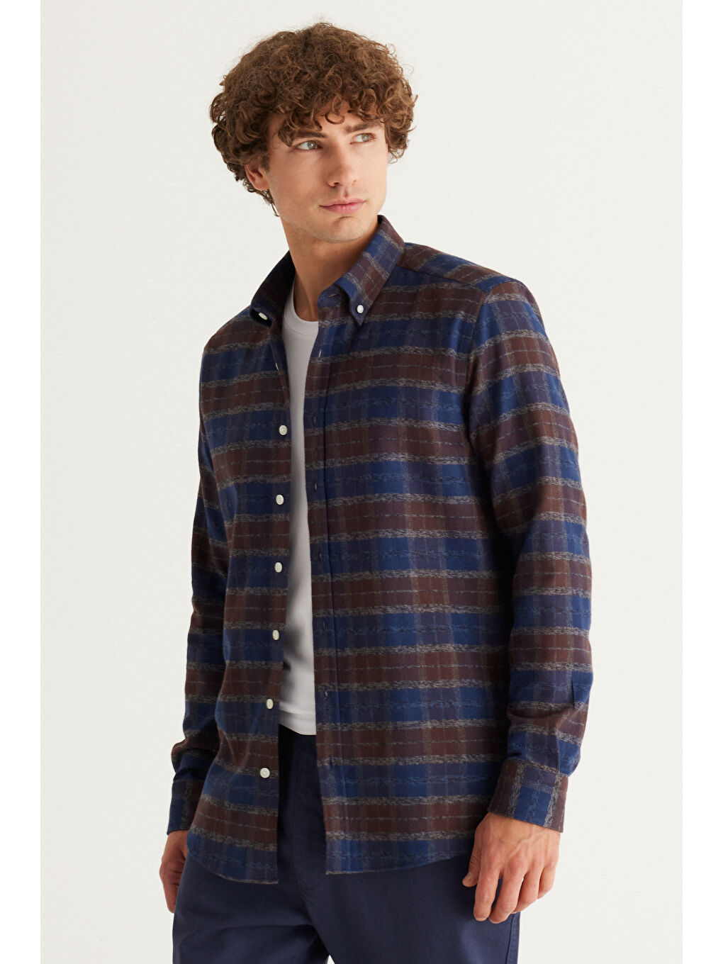 Erkek Lacivert-Kahverengi Slim Fit Dar Kesim Düğmeli Yaka %100 Pamuk Ekose Desenli Flanel Oduncu Gömlek