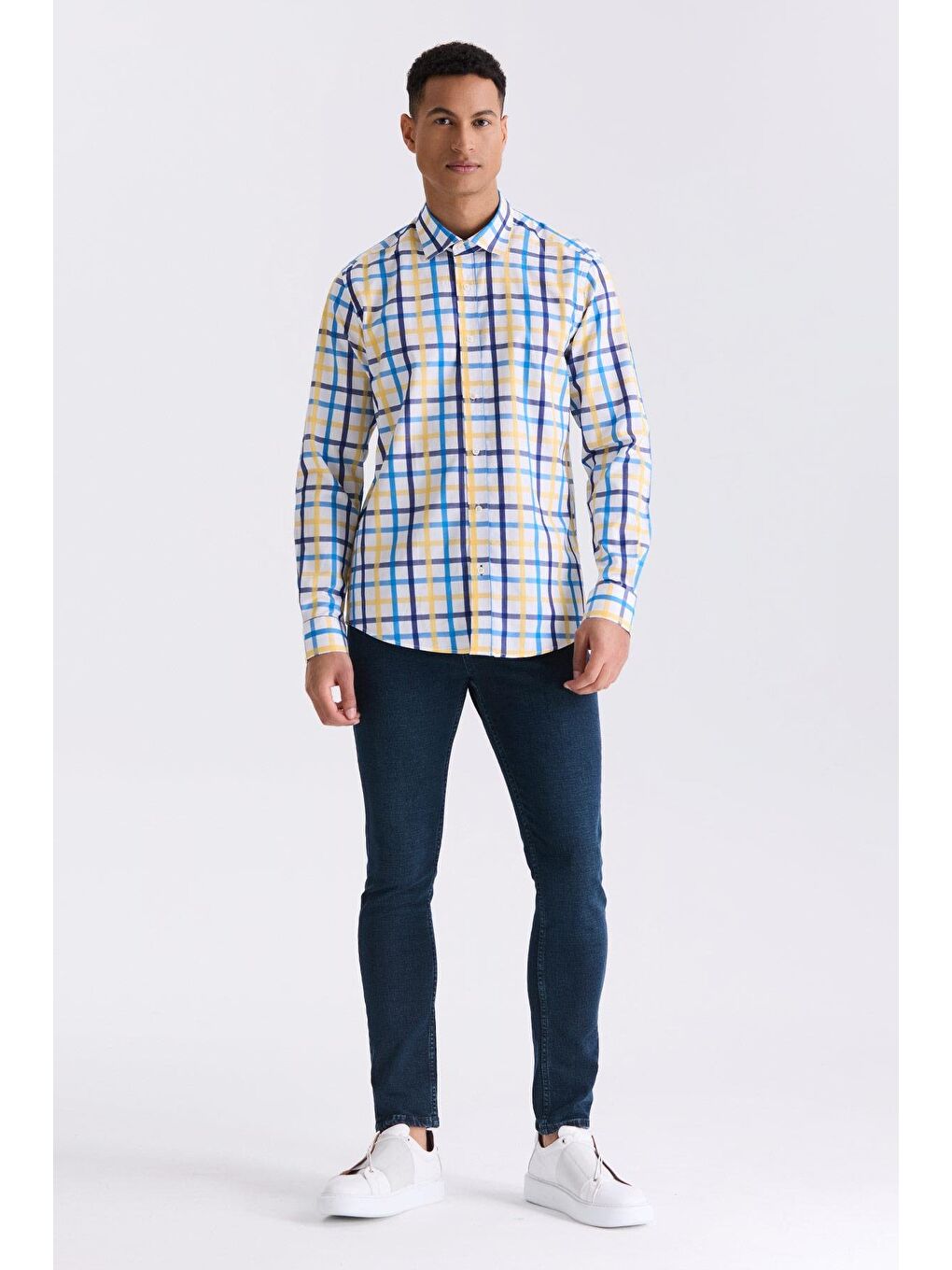 Mavi Saks Slim Fit Yaka Düğmeli Gömlek-1