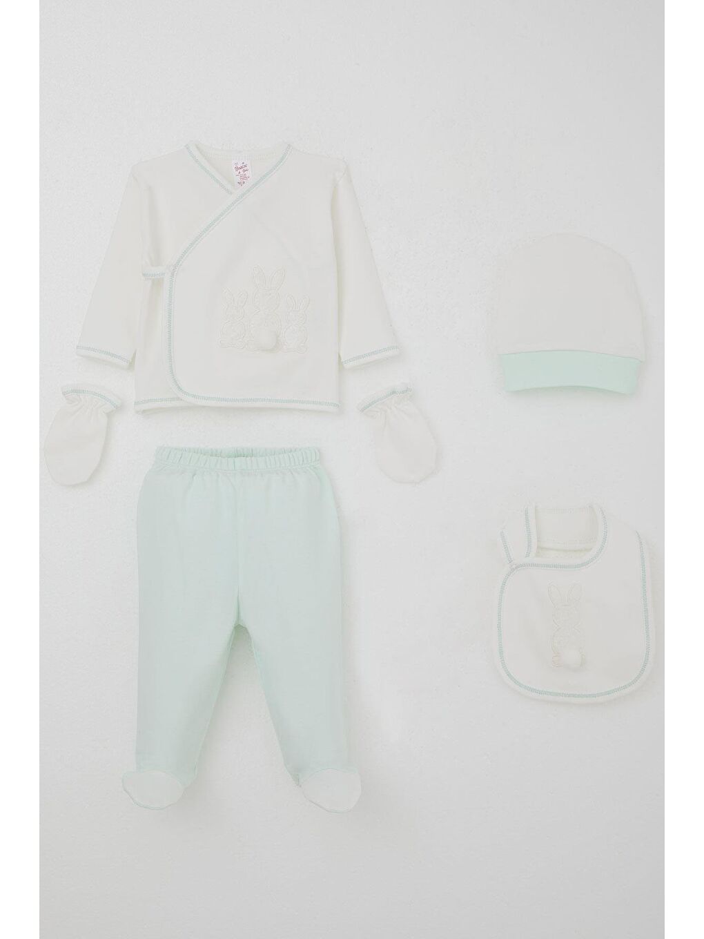 Kız Bebek Hastane Çıkışı 5 Li Ponponlu Tavşancık Nakışlı Ekru (0-3 Ay)