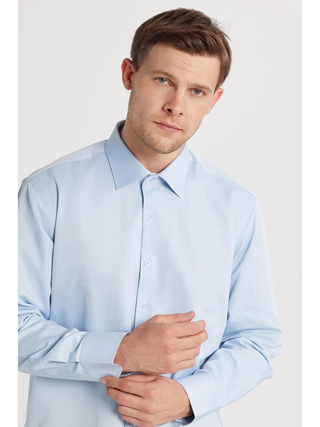 Erkek Regular Fit Klasik Kesim Pamuklu Düz Mavi Gömlek-1