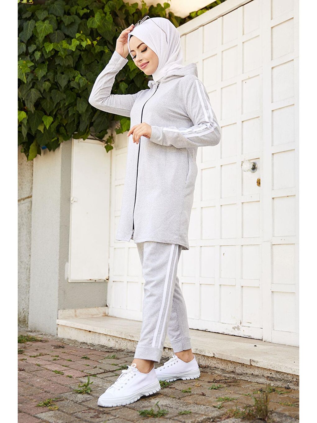 Kapüşonlu Yaka Kadın Gri Tunık Pantolon - 4126-1