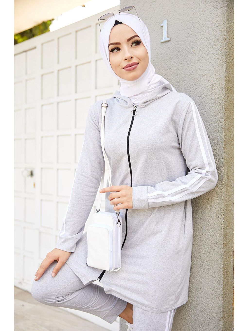 Kapüşonlu Yaka Kadın Gri Tunık Pantolon - 4126-2