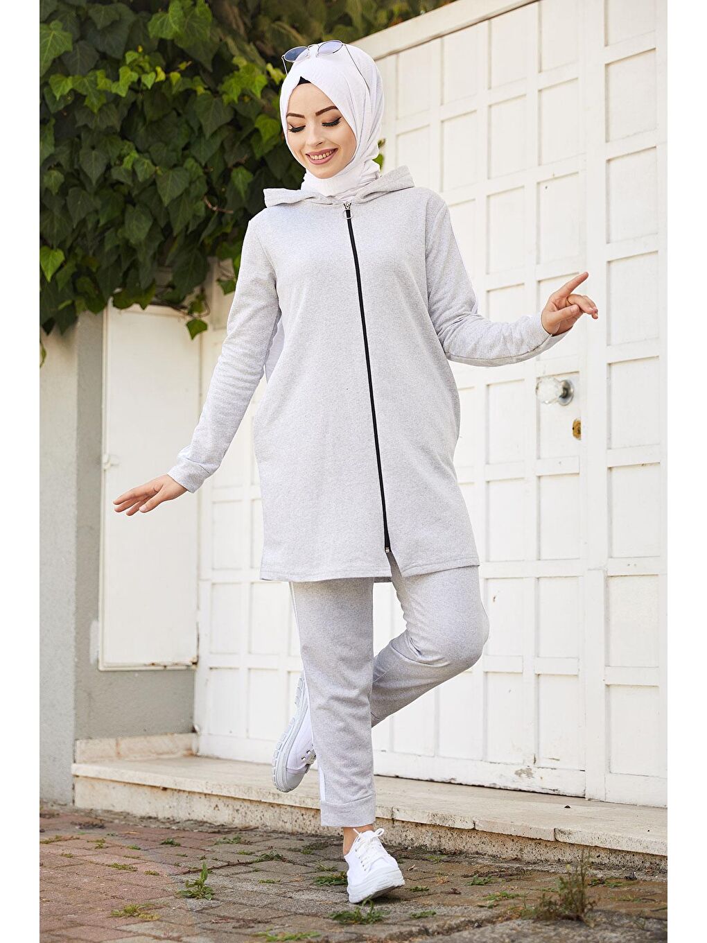 Kapüşonlu Yaka Kadın Gri Tunık Pantolon - 4126-3