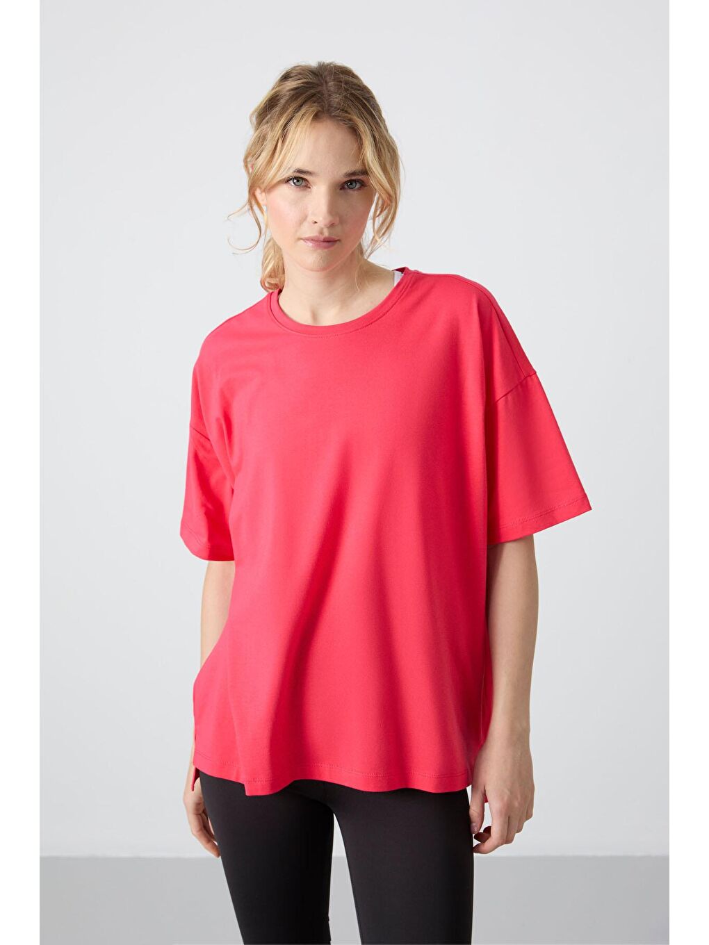 TOMMYLIFE Açık Kırmızı Rose Penye Modal Yumuşak Tuşeli Oversize Fit Basic Kadın T-Shirt- 97285 - 3