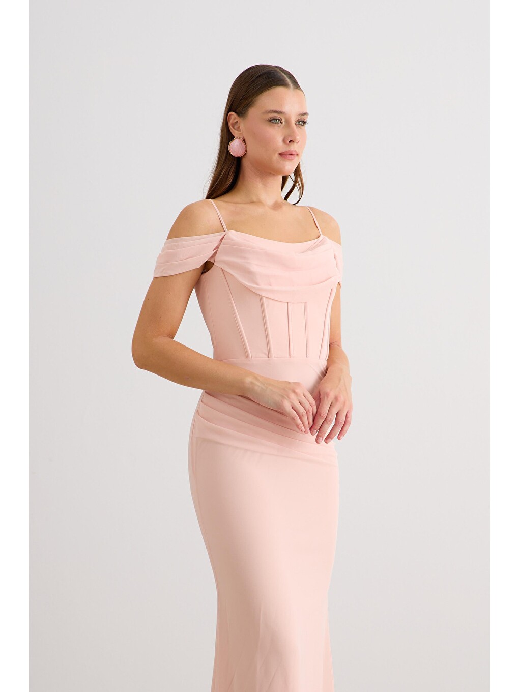 Pembe Pudra Askılı Uzun Şifon Abiye Elbise-1