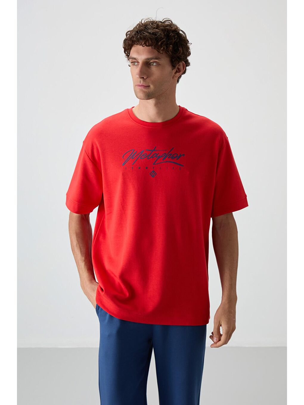 TOMMYLIFE Kırmızı Pamuklu Kalın Yumuşak Dokulu Oversize Fit Baskılı Erkek T-Shirt