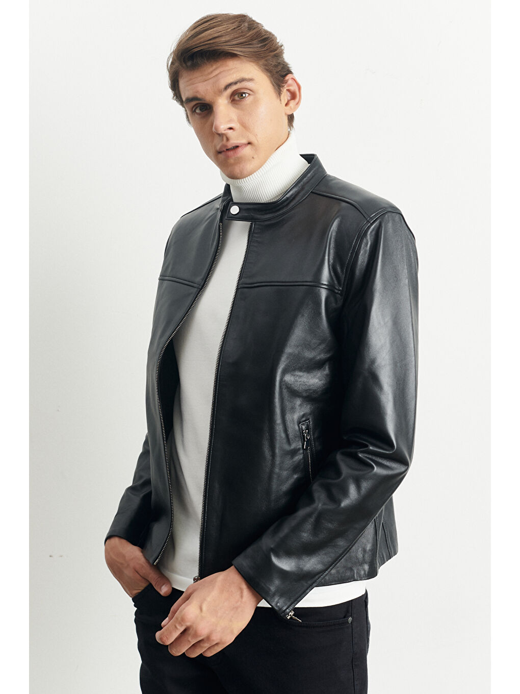 Erkek Siyah Standart Fit Normal Kesim Bebe Yaka %100 Deri Mont
