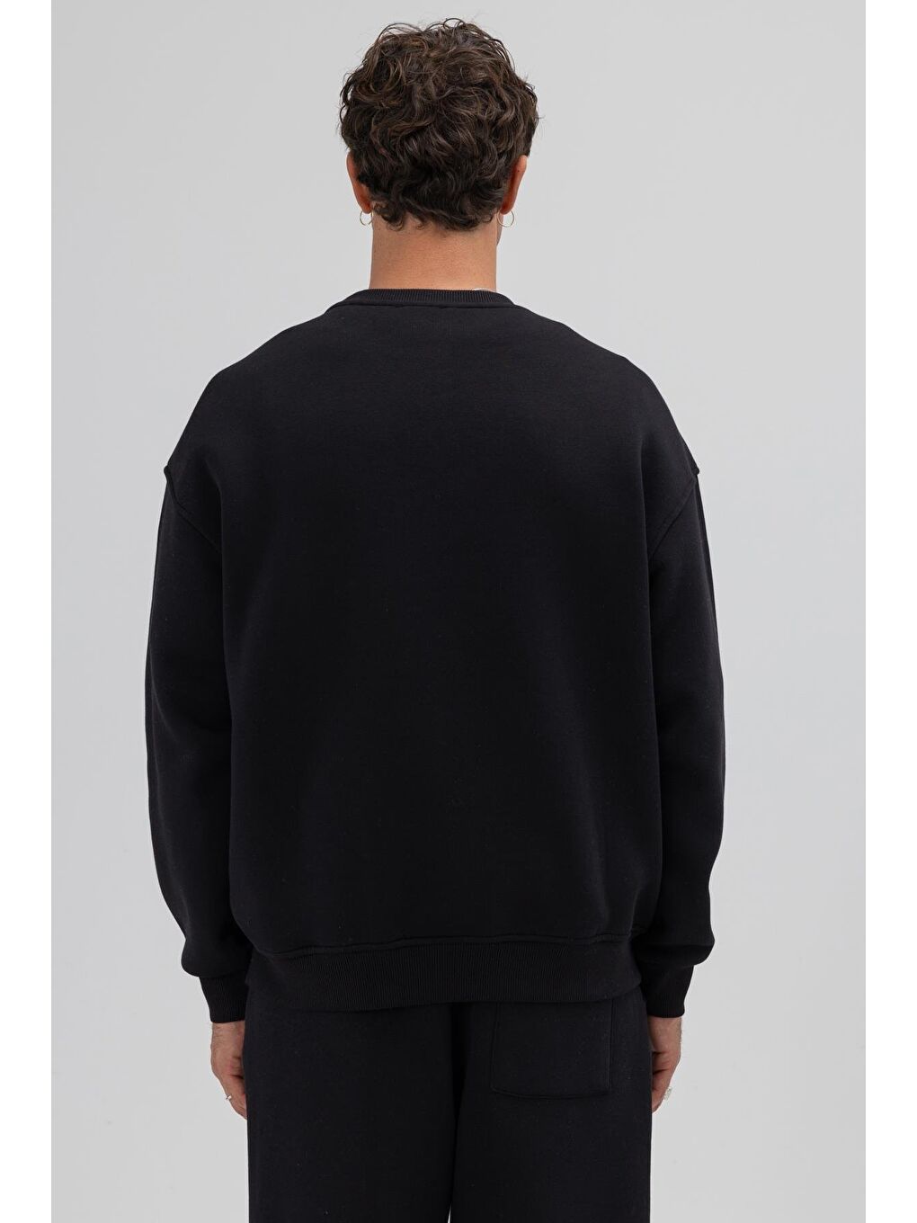 Basic Bisiklet Yaka Oversize Sweatshirt Siyah-5