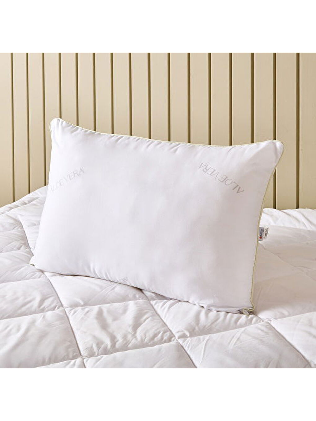Soft Aloe Vera Yastık - Beyaz - 50x70 cm