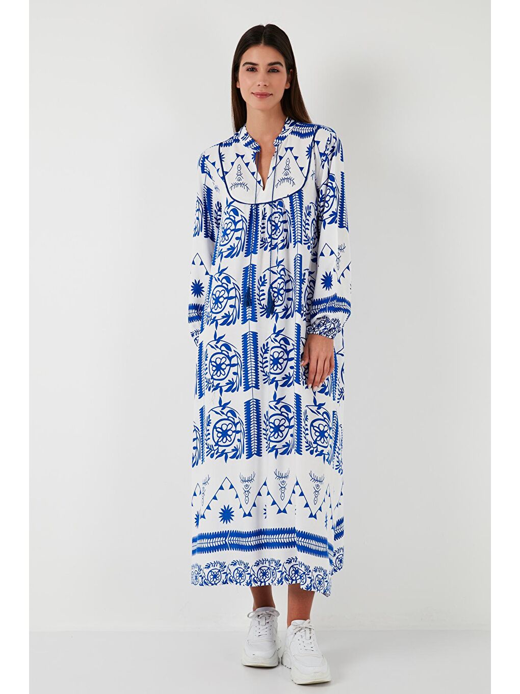 Mavi Desenli Regular Fit Bağlamalı V Yaka Maxi Elbise 611El510-3