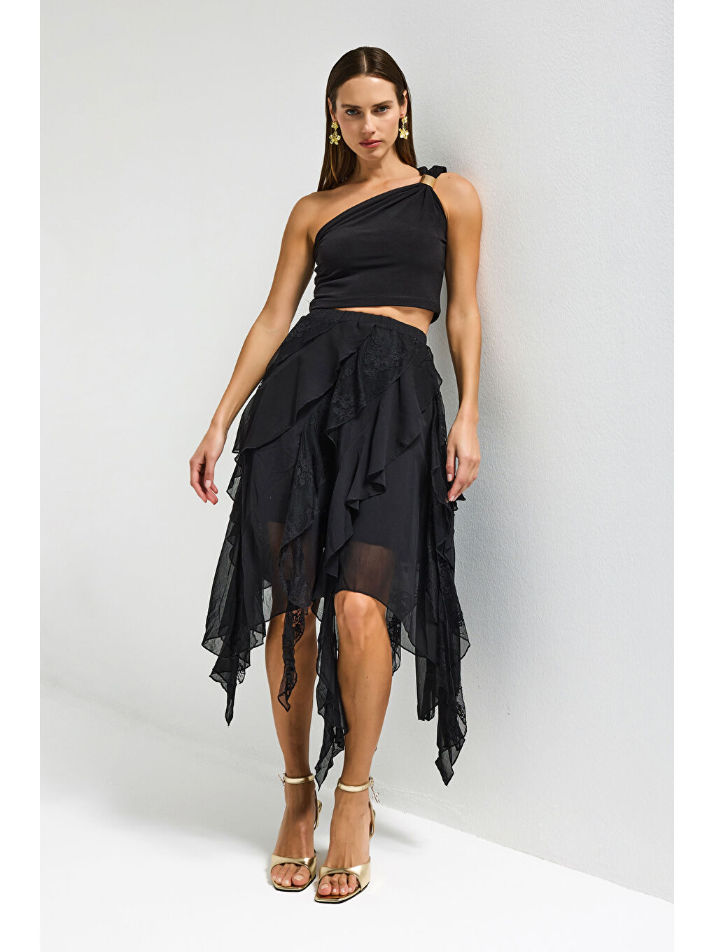 Kadın Siyah w5 Asimetrik Kesim Dantel Tül Detaylı Özel Tasarım Etek-2