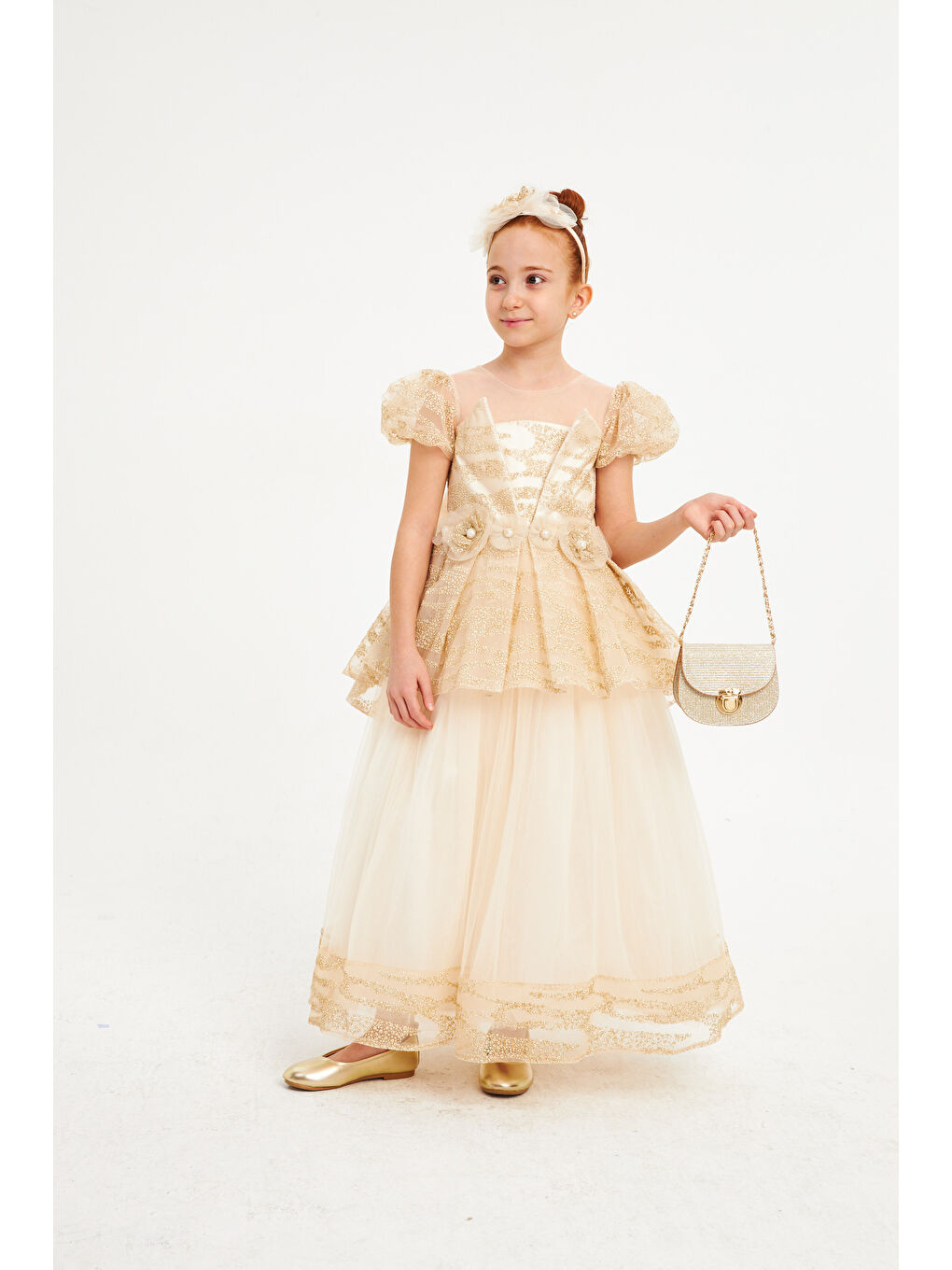 Bej Özel Tasarım Çiçek Kabartmalı Simli Abiye-1