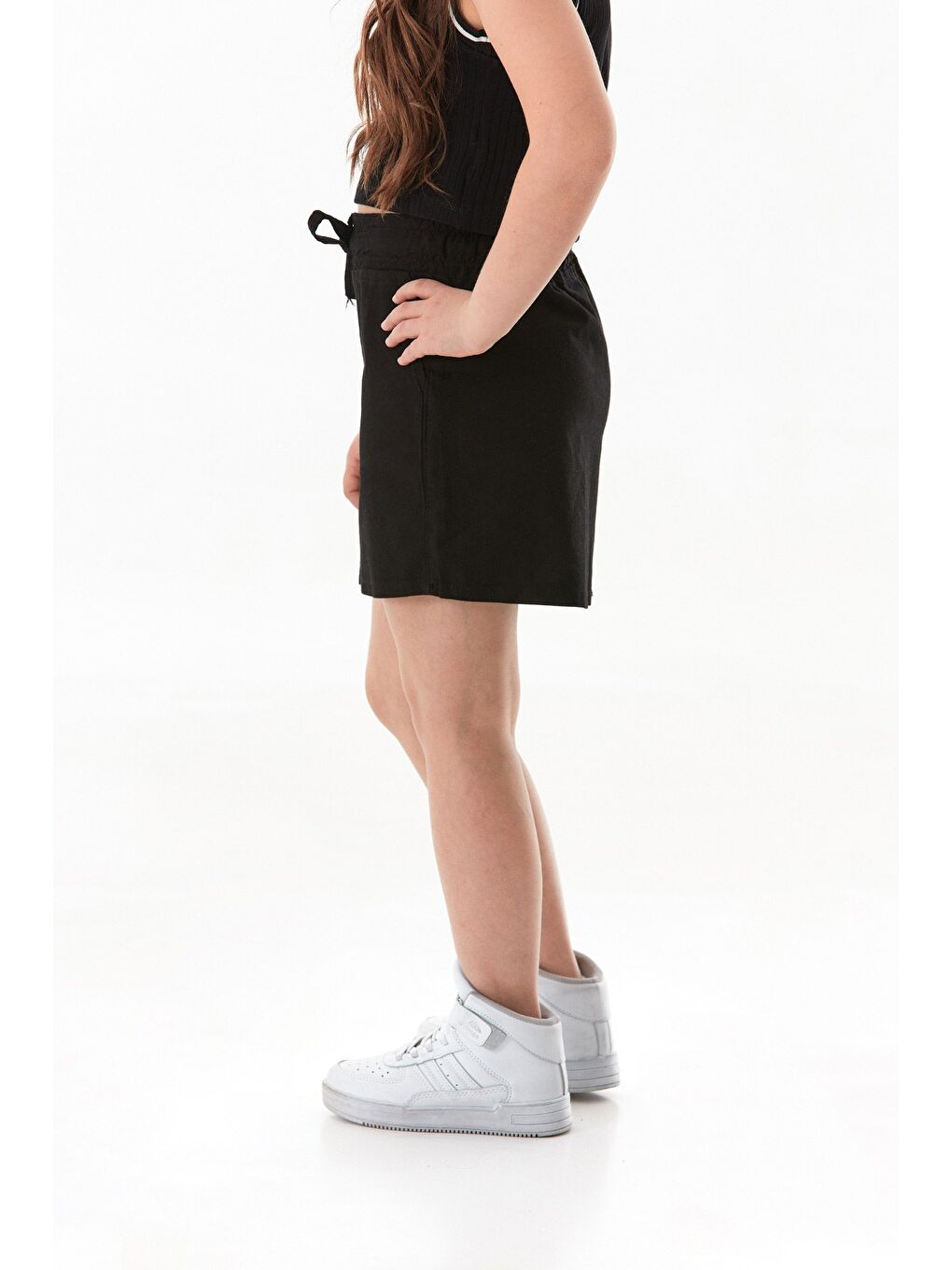 Siyah Beli Bağlamalı Düğmeli Kız Çocuk Etek-4