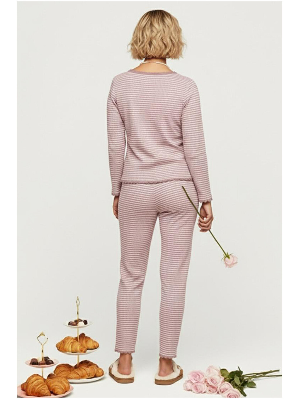 Pembe Beyaz Fırçalı Soft Fitilli Kaşkorse Dantelli Pijama Takım 7966-2