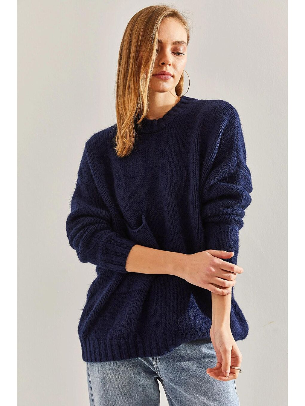 Lacivert Kadın Büyük Cep Desenli Triko Kazak-1