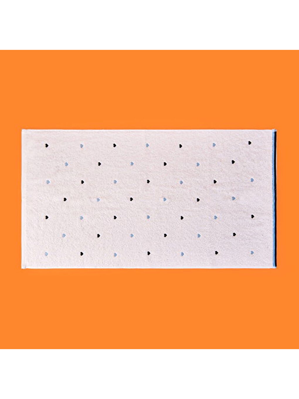 Lila Soft Kalp Nakışlı Yüz Havlusu - Ekru / Siyah - 50x90 cm-1