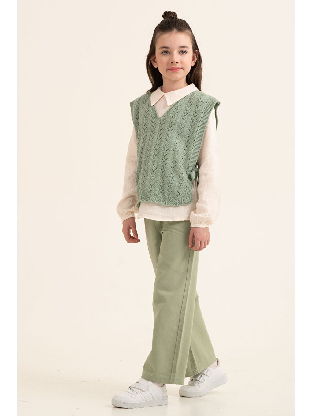 Yeşil Örgü Süveterli Müslin Gömlekli Kız Çocuk 3lü Alt Üst Takım 20536