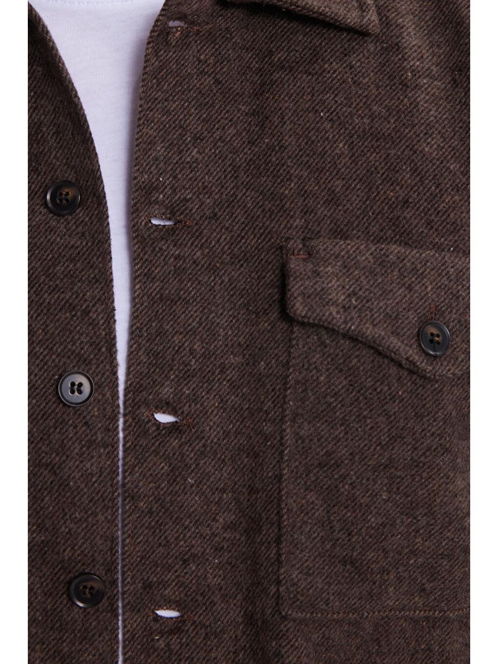 Erkek Regular Fit Rahat Kesim Çift Cep  Kapaklı Çıtçıtlı Kahverengi Gömlek-5