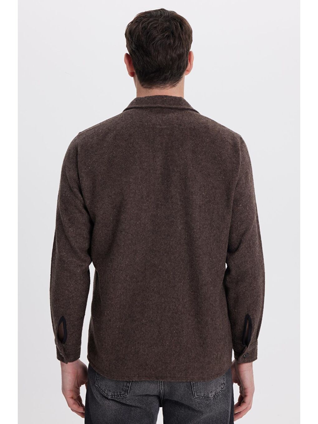 Erkek Regular Fit Rahat Kesim Çift Cep  Kapaklı Çıtçıtlı Kahverengi Gömlek-6