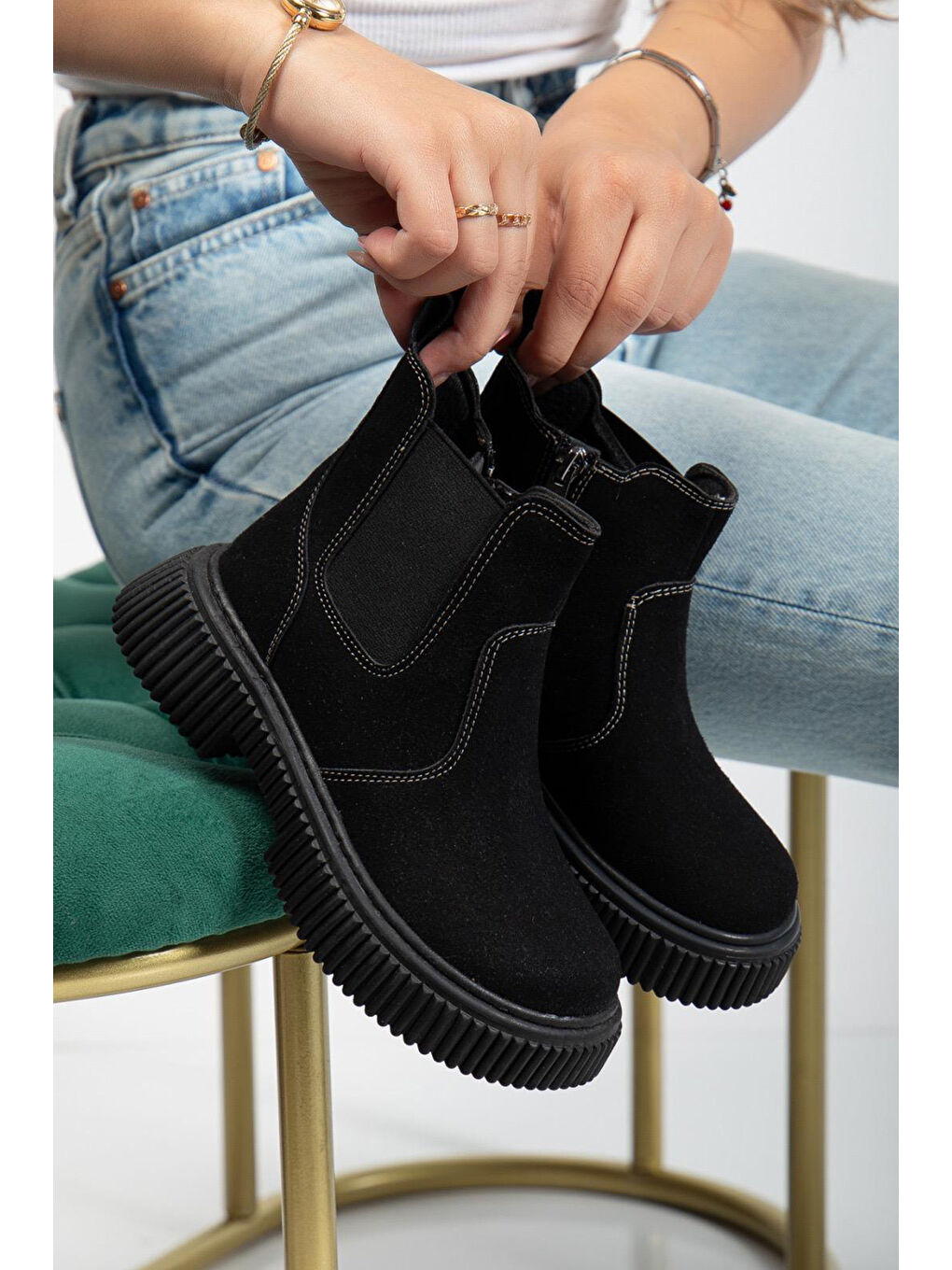 Çocuk Unisex Siyah Süet Kalın Tırtıklı Termo Taban Fermuarlı Lastikli Chelsea Bot-1