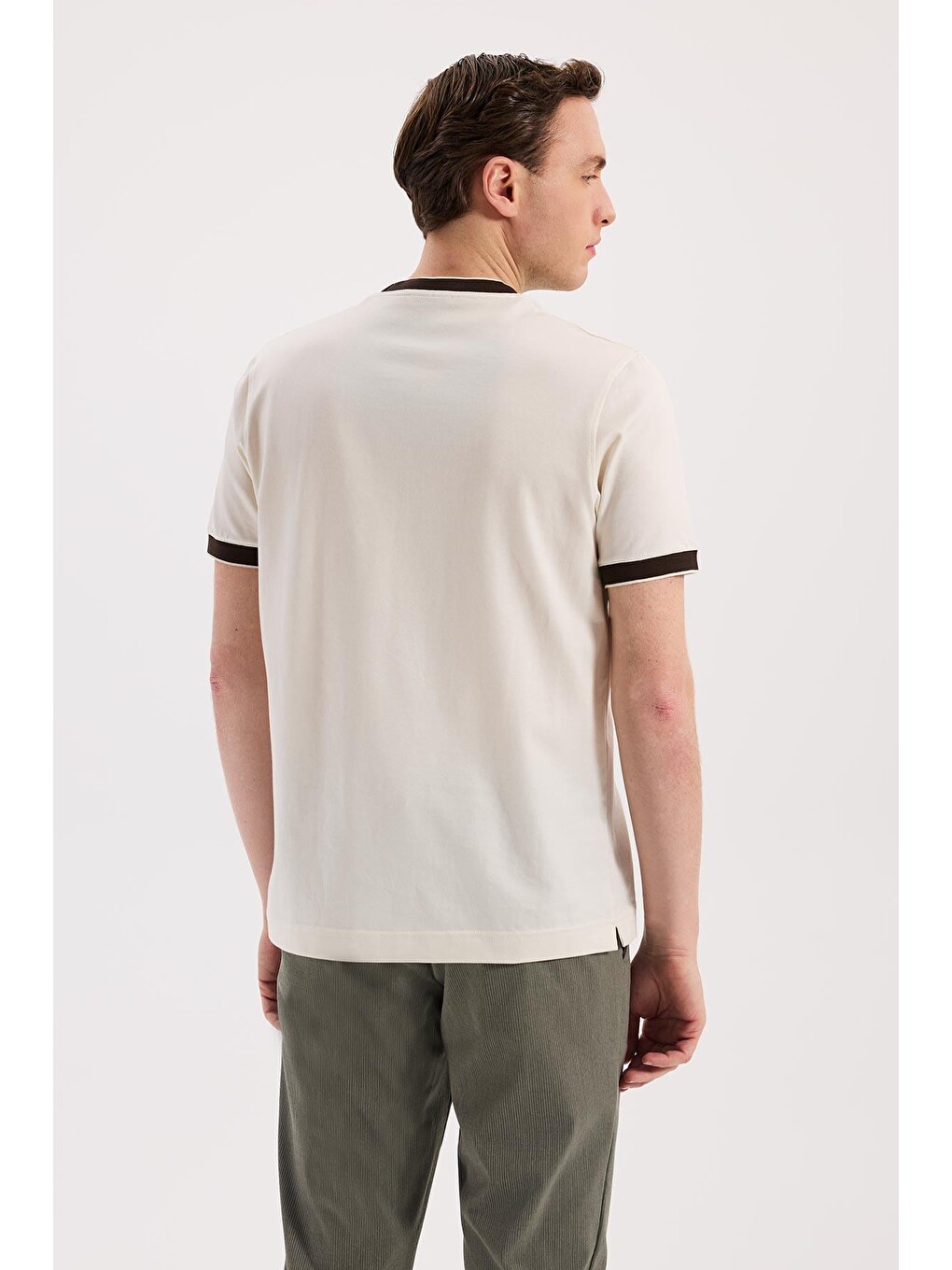 Beyaz Slim Fit Bisiklet Yaka %100 Pamuk T-Shirt-3