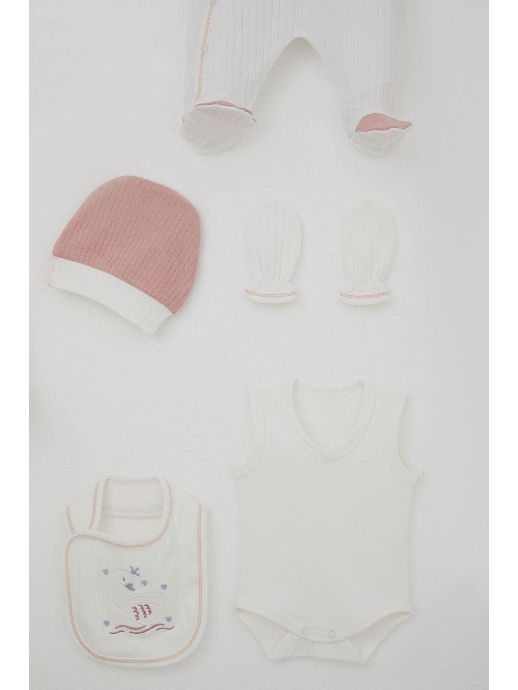Kız Bebek Hastane Çıkışı 8 Li Sevimli Kraliçe Kuğu Nakışlı Ekru (0-3 Ay)-5