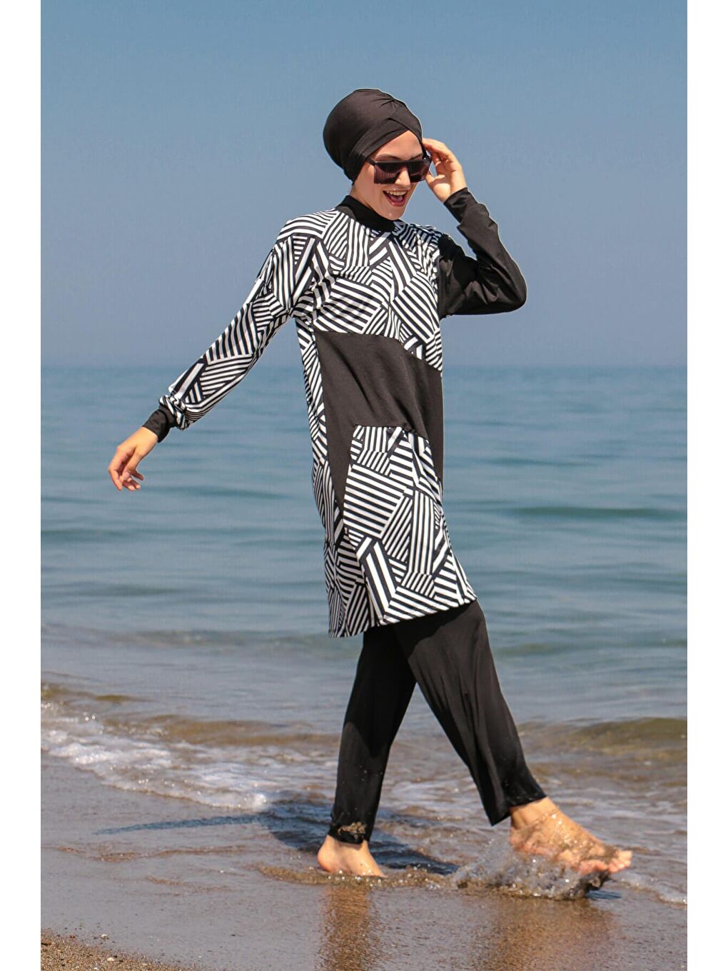 Siyah Tam Kapalı Tesettür Mayo M2011-3