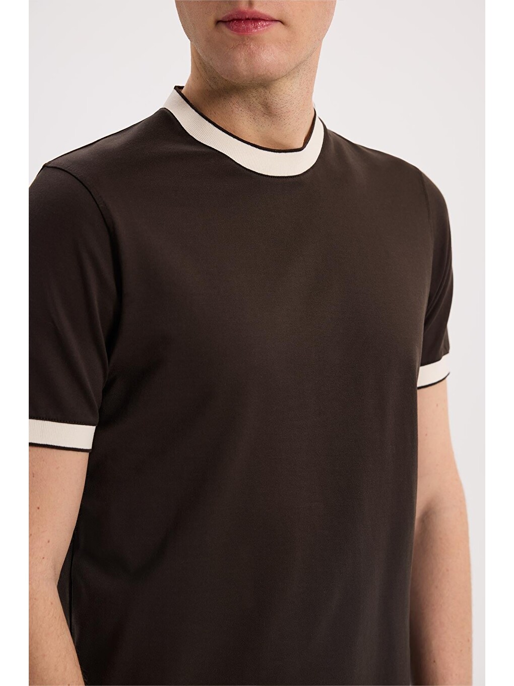 Kahverengi Kahve Slim Fit Bisiklet Yaka %100 Pamuk T-Shirt-2