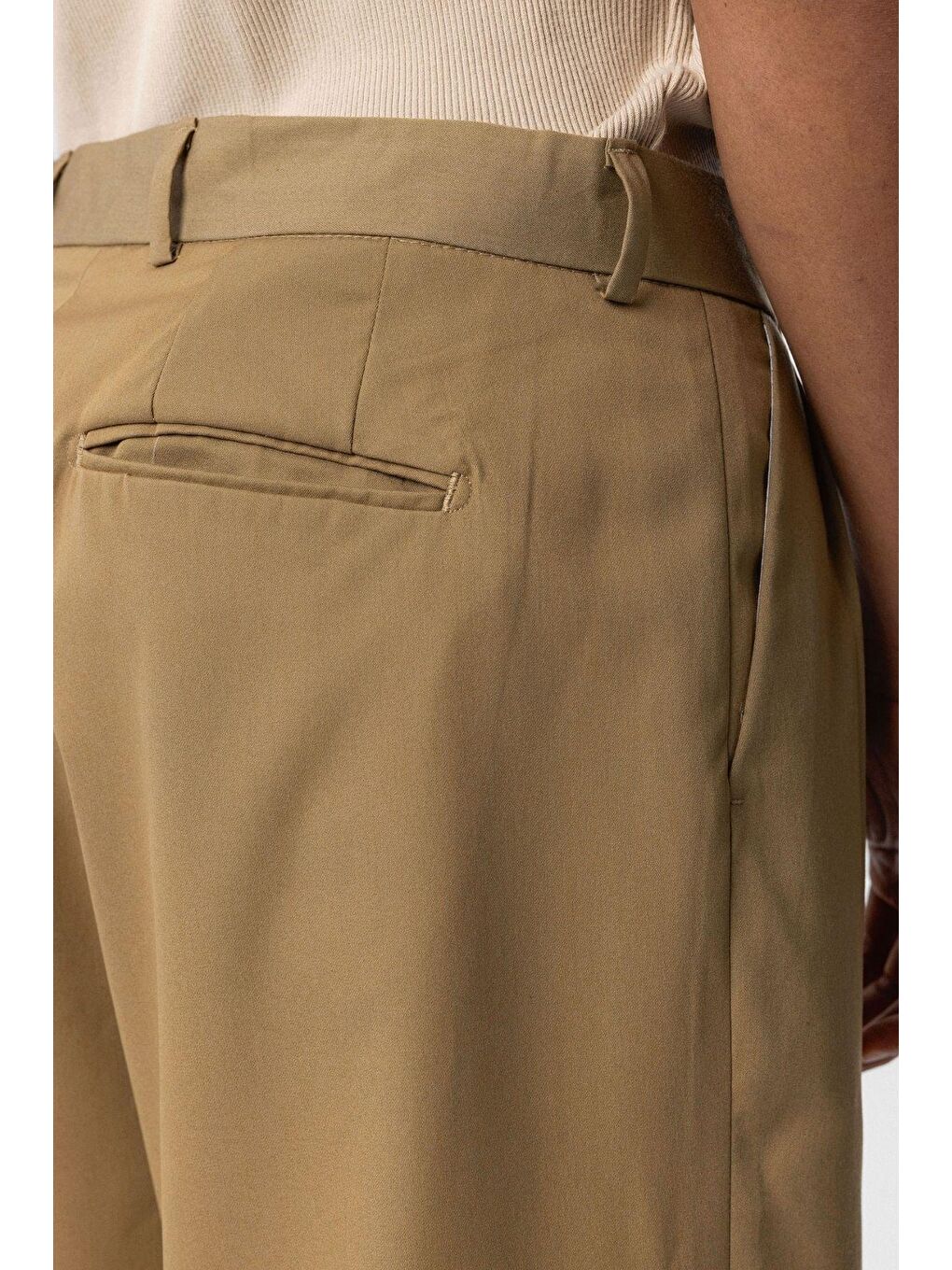 Baggy Fit Pileli Kumaş Erkek Pantolon Haki-6