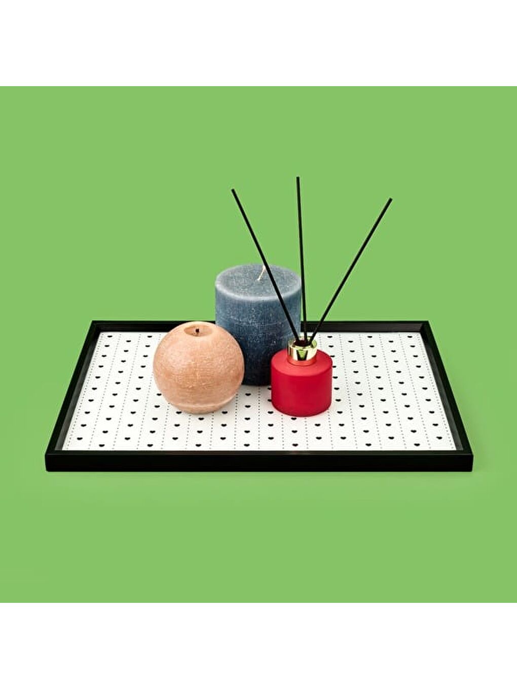 Deco Siyah Kalp Desenli Dekoratif Tepsi - Siyah / Beyaz - 28,5x41 cm-1