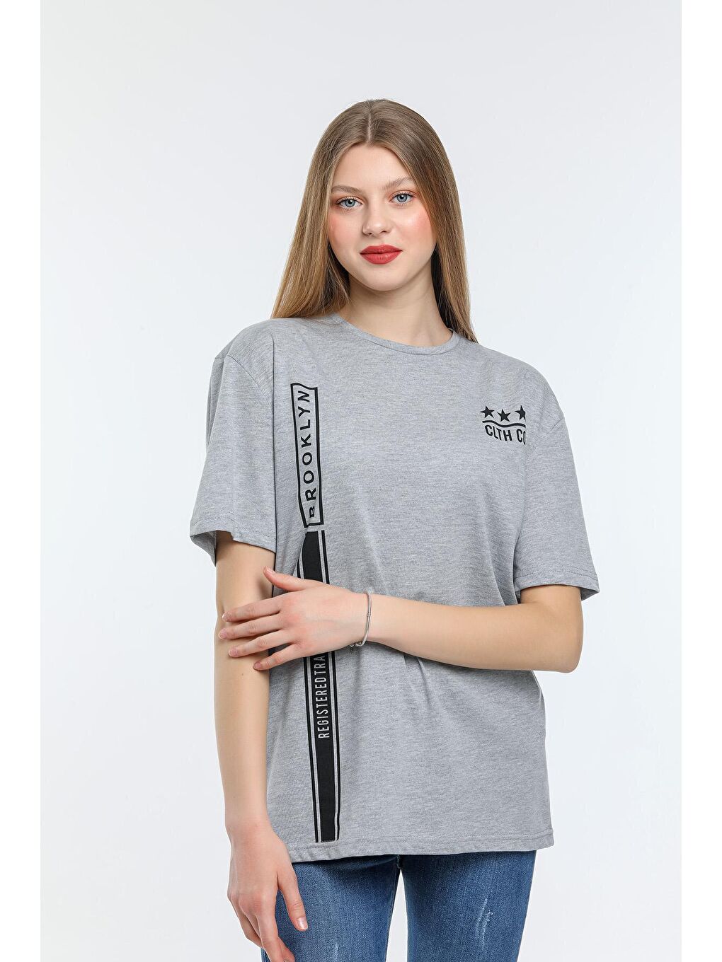 Gri Kadın Bisiklet Yaka Regular Fit Baskılı Tişort SPR21YK24