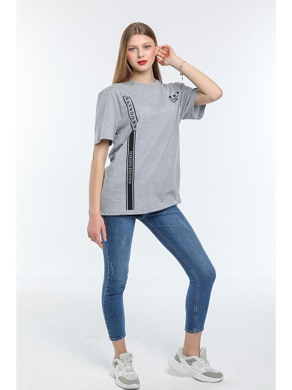 Gri Kadın Bisiklet Yaka Regular Fit Baskılı Tişort SPR21YK24-1