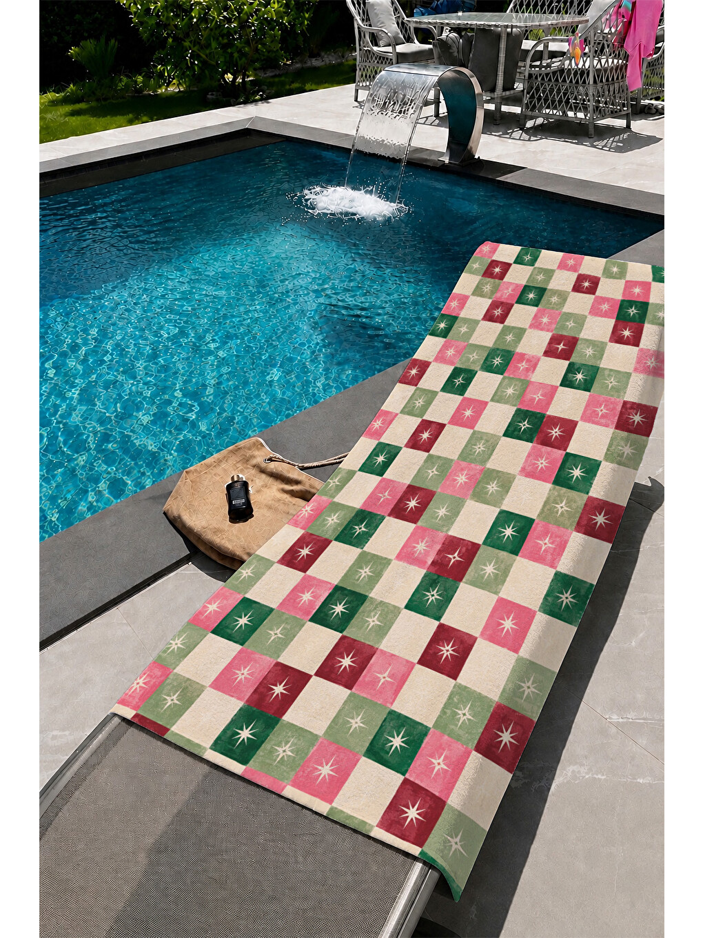 Pembe Kareli Deniz Temalı Desen 70x150 Plaj Havlusu-1