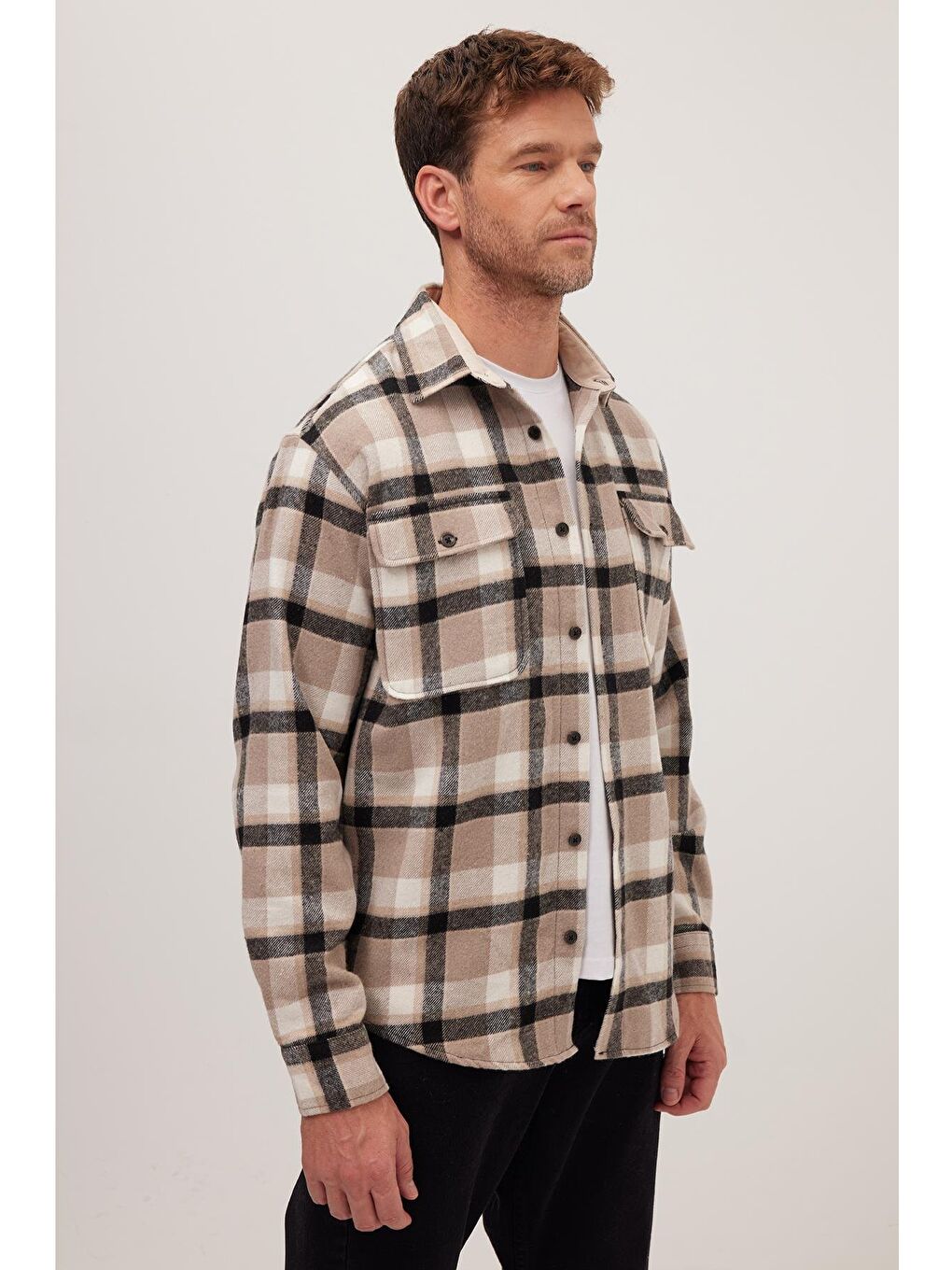 Karışık Relax Fit Rahat Kesim Çift Cep Kapaklı Kışlık Oduncu Kareli Erkek Gömlek-4