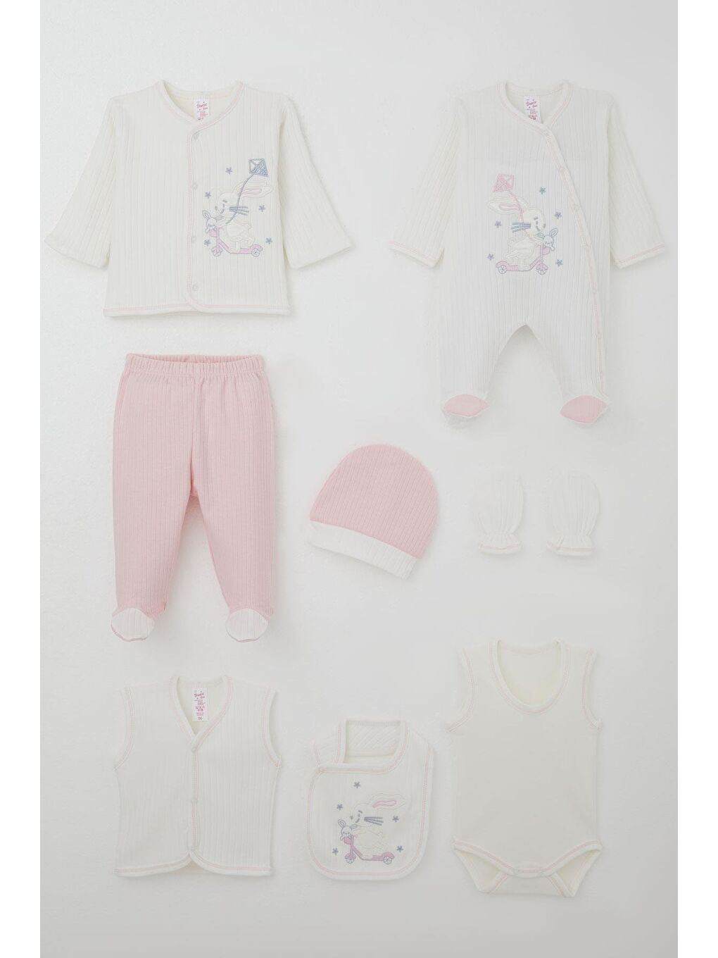 Kız Bebek Hastane Çıkışı 8 Li Scooter Perisi Uçurtma Uçuran Tavşancık Nakışlı Beyaz (0-3 Ay)