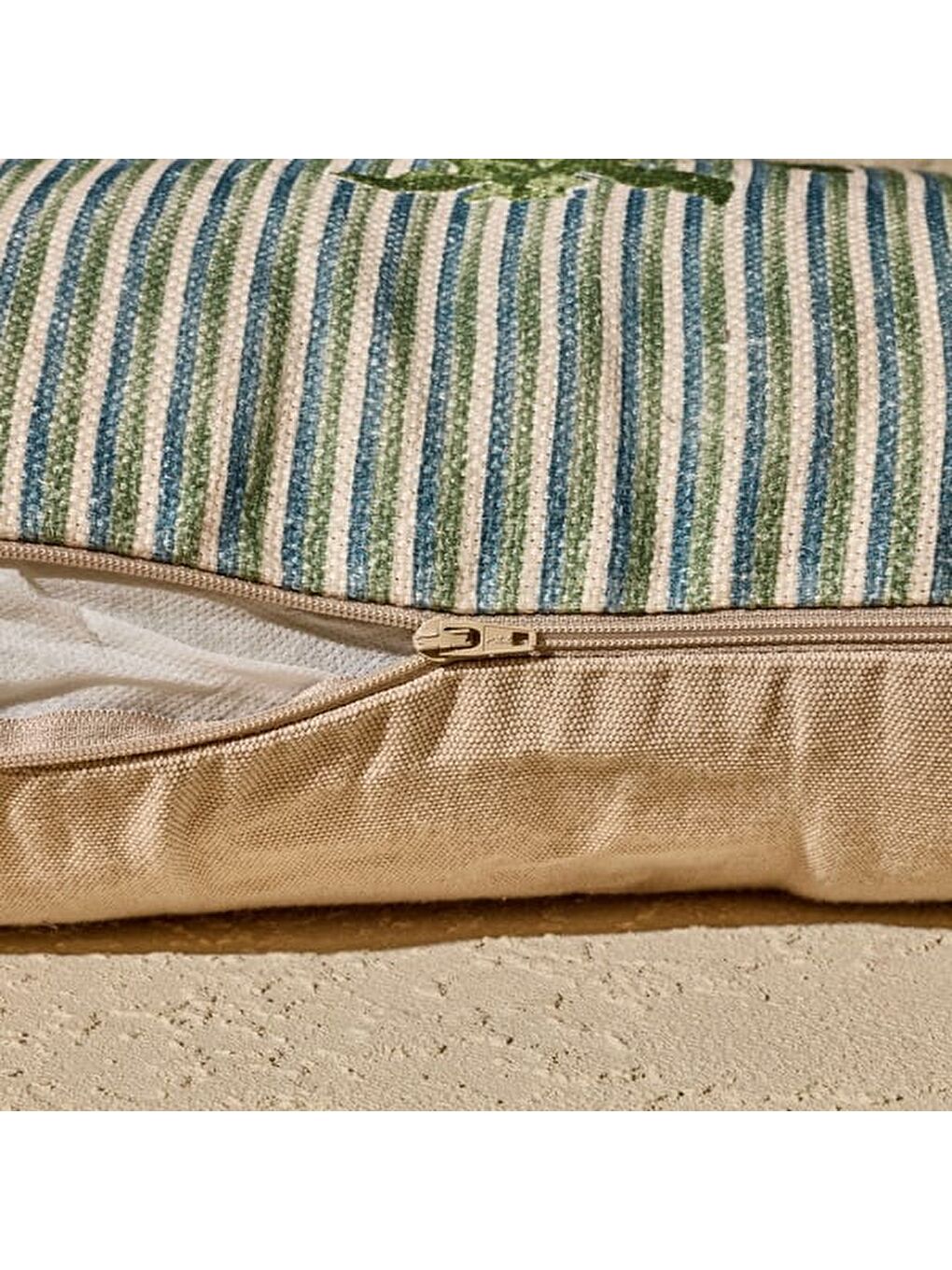 Ekru Soft Fonsy Kırlent - Renkli - 30x50 cm-1