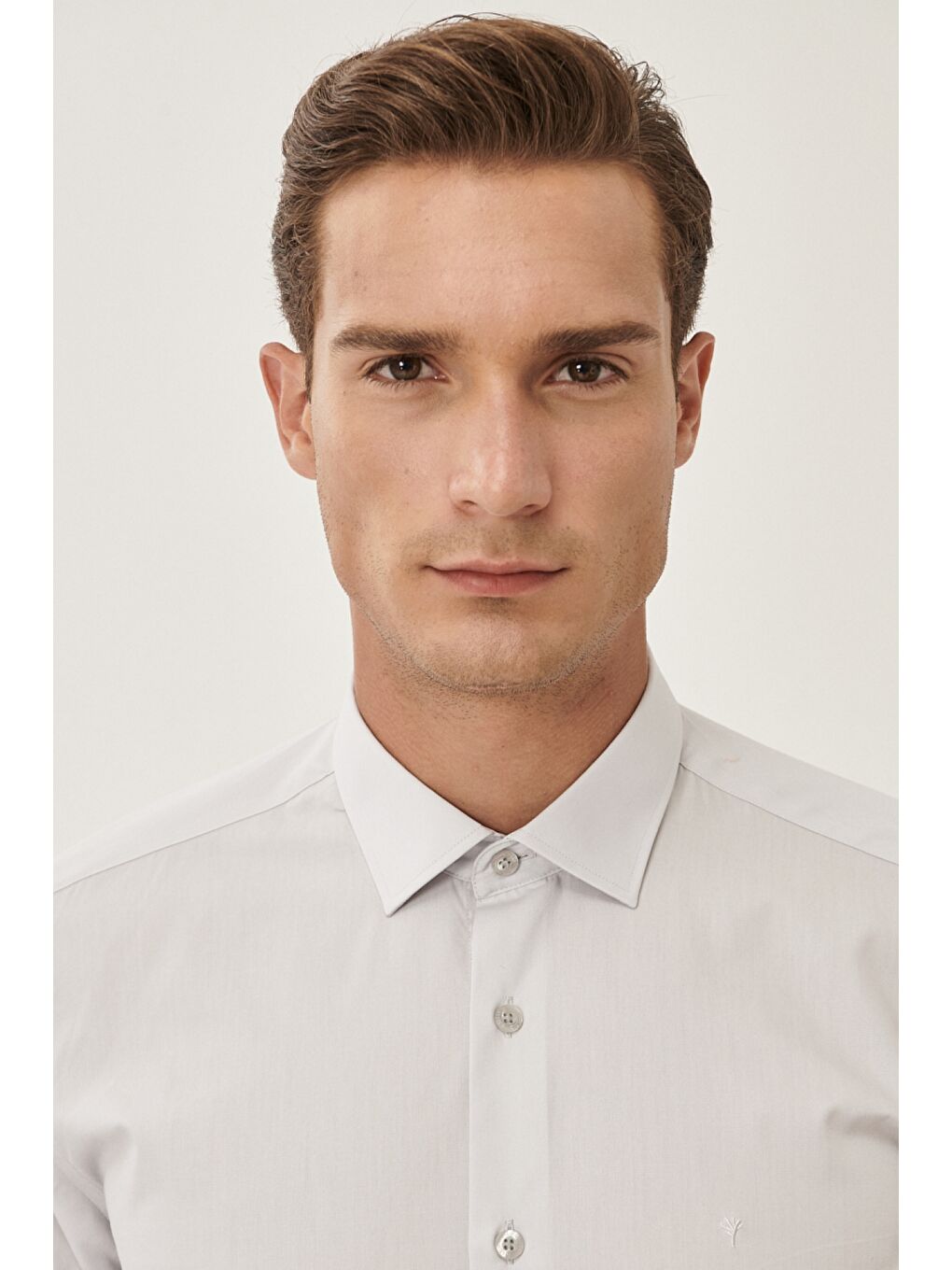 Erkek Gri Kolay Ütülenebilir Non-Iron Pamuklu Slim Fit Dar Kesim Klasik Yaka Gömlek-1