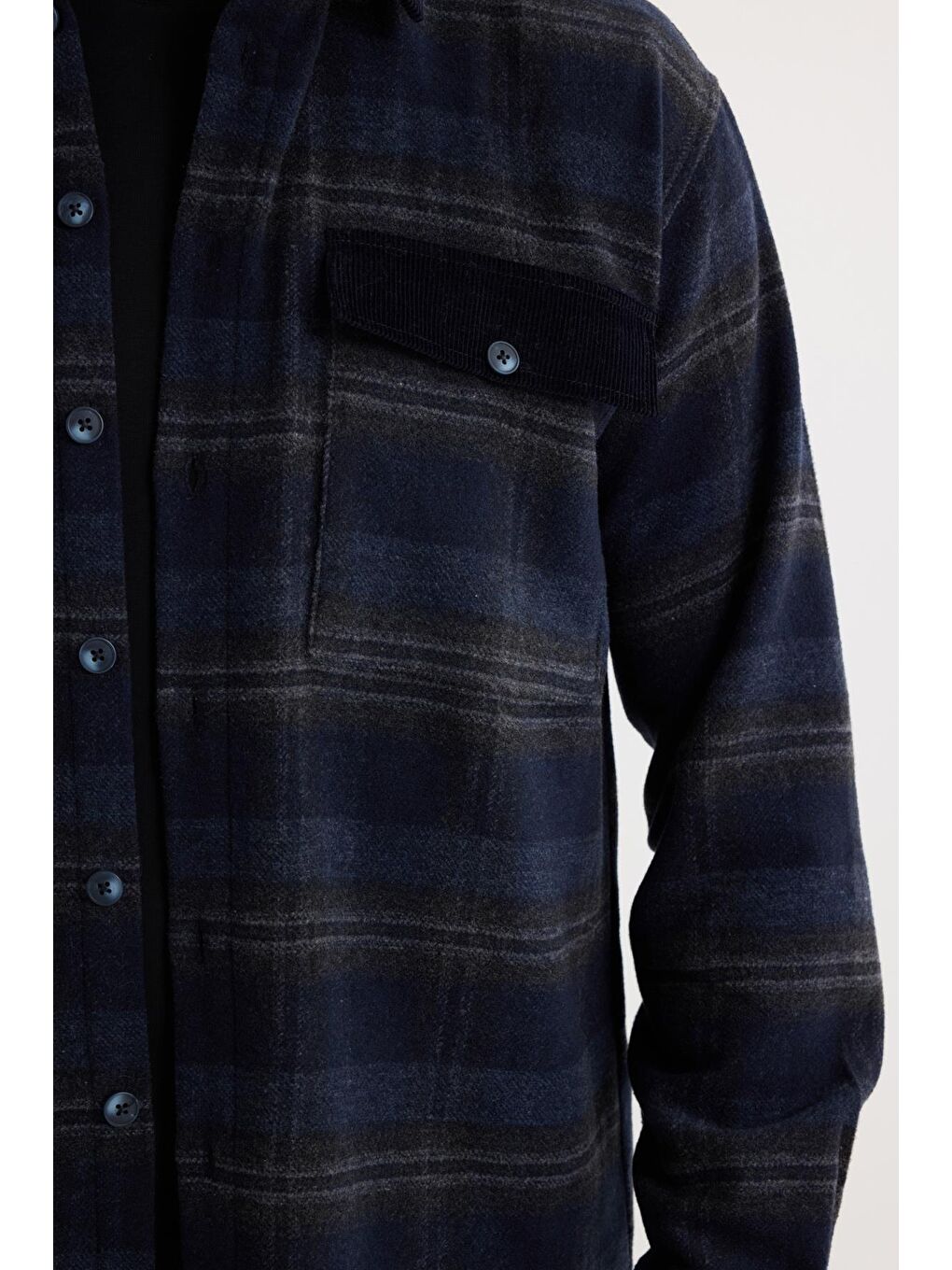 Karışık Erkek Relax Fit Rahat Kesim Spor Yaka Kareli Çift Cep Kapaklı Kışlık Gömlek-2