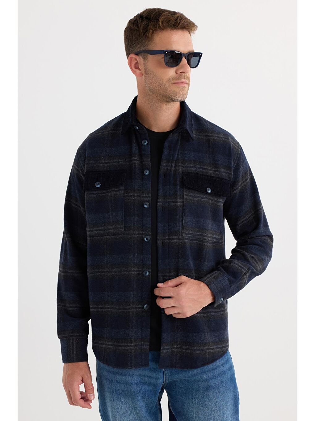 Karışık Erkek Relax Fit Rahat Kesim Spor Yaka Kareli Çift Cep Kapaklı Kışlık Gömlek-4