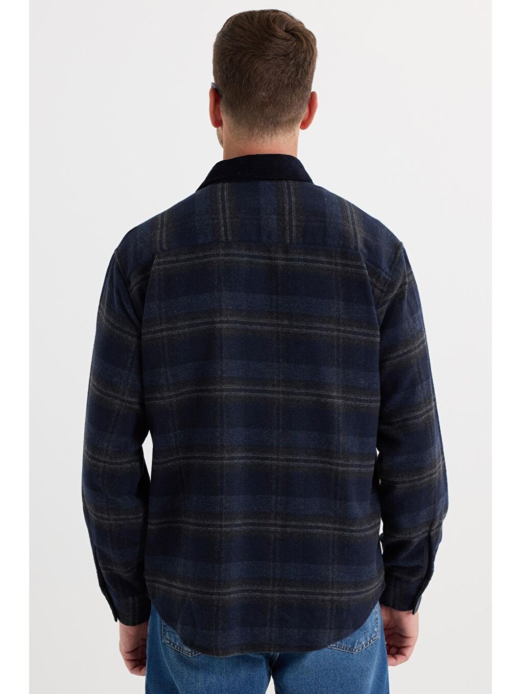 Karışık Erkek Relax Fit Rahat Kesim Spor Yaka Kareli Çift Cep Kapaklı Kışlık Gömlek-6