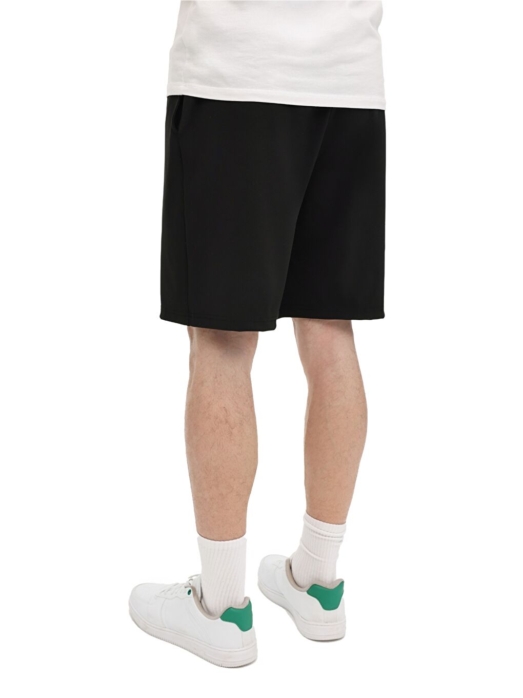 MB PES 20SN95 6FX Siyah Erkek Şort-1